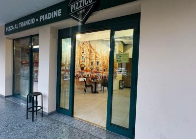 Decorazione Pareti, Vetrofonia e Creazione Insegna per Pizzeria a Milano 7